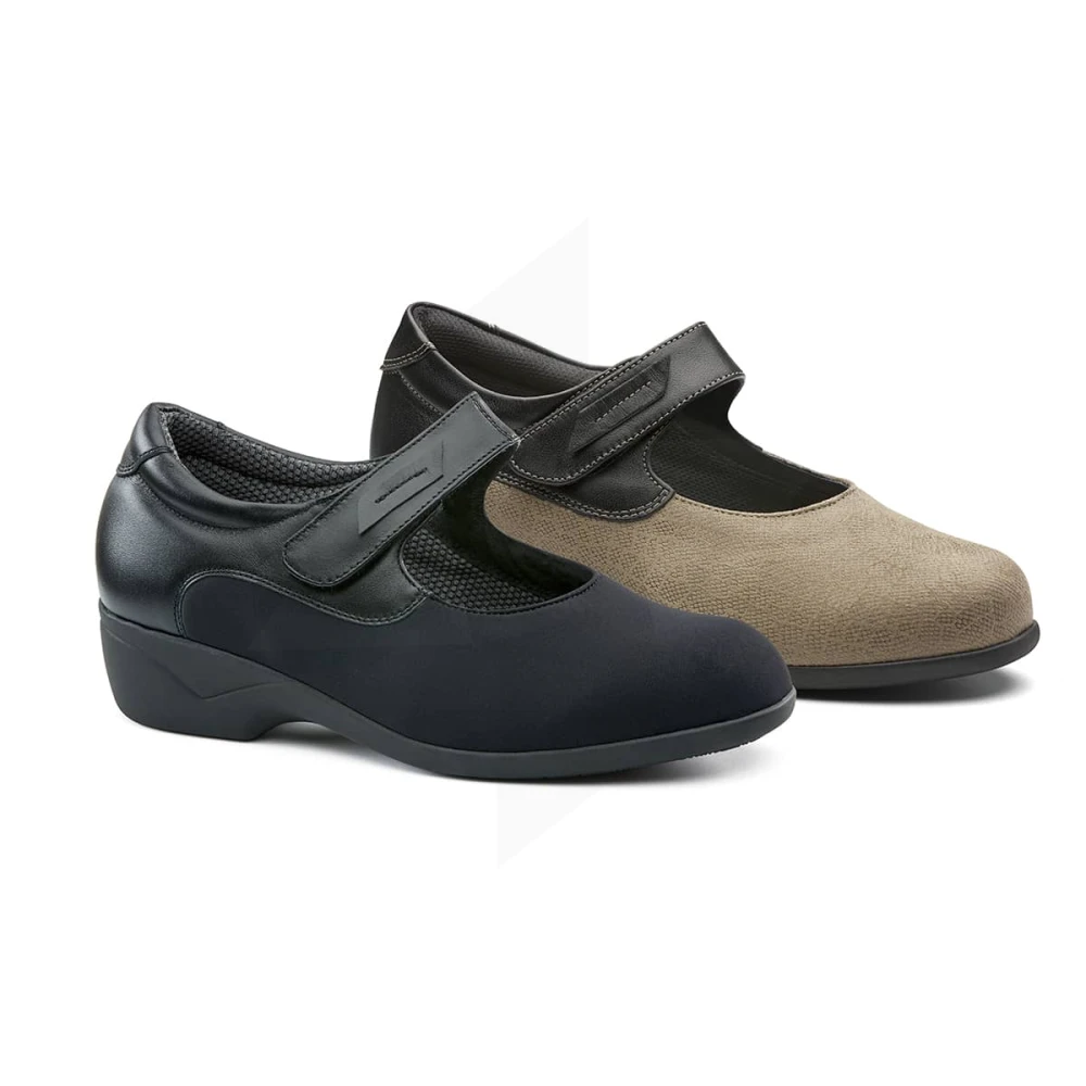 Chaussures thérapeutiques sale à usage temporaire