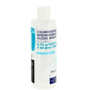 Chlorhexidine/benzalkonium/alcool Benzylique Biogaran 0,25 G/0,025 G/4 Ml Pour 100 Ml S Appl Loc Fl Opaq/250ml