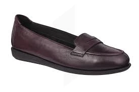 Mocassin scholl store