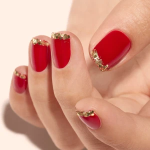 Manucurist Duo "ready To Party" Ornement Red Velvet & Glitter Gold